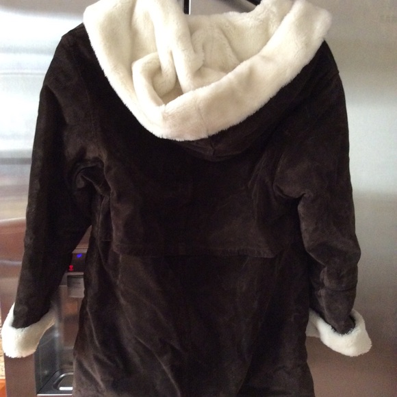 “Wilson’s Leather” Gorgeous Suede Coat, Sz Small - Picture 3 of 4